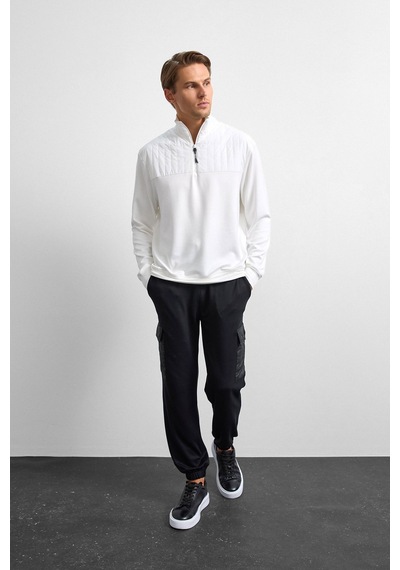 Backandbond Beyaz Regular Fit Dik Yaka Fermuarlı Sweatshirt