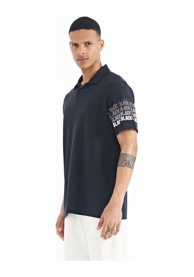 Tommylife Tommy Life Lacivert Kol Baskı Detaylı Polo Yaka Standart Form Erkek T-shirt - 88240 Lacivert