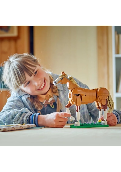 LEGO® Creator 3'ü 1 Arada Güzel At 31166 - 9 Yaş ve Üzeri Çocuklar için Ayı veya Geyik Olarak da İnşa Edilebilen Oyuncak Yapım Seti (685P)