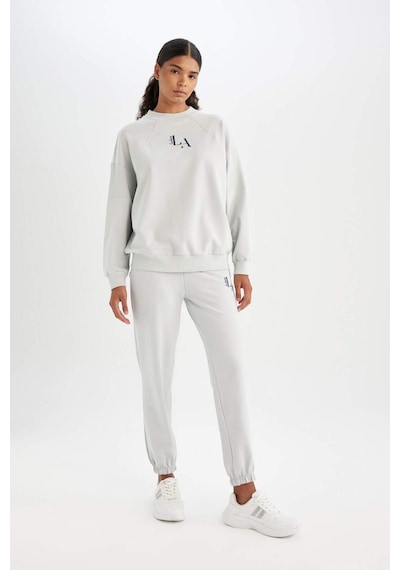 DeFactoFit NBA Los Angeles Lakers Oversize Geniş Kalıp Çift Cepli Standart Boy Jogger Eşofman Altı C8105AX24AUGR519 Gri DeFactoFit NBA Los Angeles Lakers Oversize Geniş Kalıp Çift Cepli Standart Boy Jogger Eşofman Altı C8105AX24AUGR519 Gri