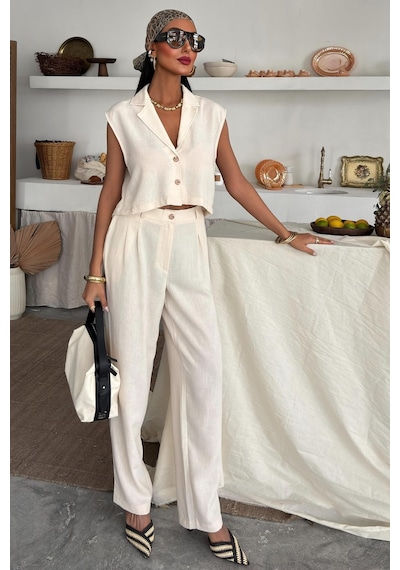 WeShaya Kadın Ekru Kolsuz Polyester Crop Dokuma Takım Ekru