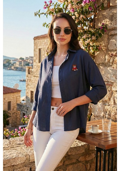 Lela Pamuk Karışımlı Regular Fit Ayıcık Işlemeli Bayan Gömlek 6773106 Lacivert