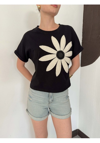 Verymoda Çiçek Detaylı Tişört D2910 Siyah