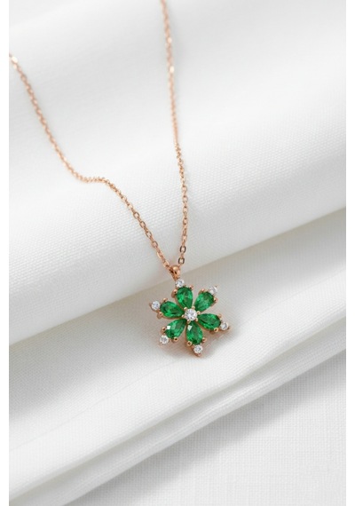 Çekirdekjewelry 925 Ayar Gümüş Kamelya Çiçeği Kolye Rose Yesil