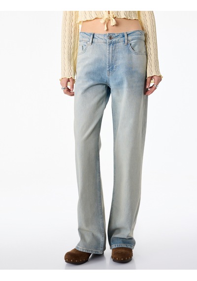 Koton Düşük Bel Pamuklu Düz Paça Denim Pantolon - Straight Fit Jean Açık İndigo 6sal40201md Koton Düşük Bel Pamuklu Düz Paça Denim Pantolon - Straight Fit Jean Açık İndigo 6sal40201md
