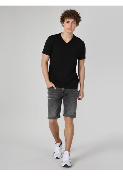 Colin'S Regular Fit V Yaka Siyah Erkek Kısa Kol Tişört Cl1058584_Q1.V1_Blk
