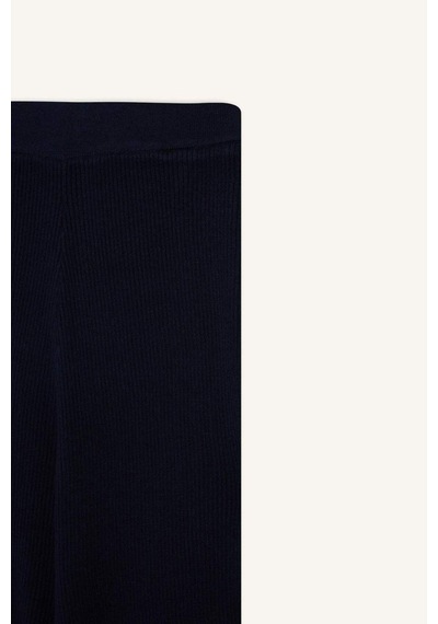 Defacto Regular Fit Basic Düz Beli Lastikli Düz Paça Triko Pantolon D6912ax25wnnv235 Lacivert-nv235 Defacto Regular Fit Basic Düz Beli Lastikli Düz Paça Triko Pantolon D6912ax25wnnv235 Lacivert-nv235
