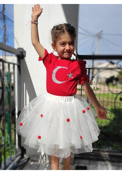 Novy Baby Novy-23 Nisan Türk Bayraklı Omuz Fırfırlı KızÇocuk Tişört 2-9 Yaş
