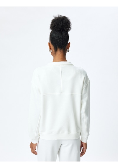 Koton Üç İplik Uzun Kollu Yarım Fermuarlı Dik Yaka Baskılı Sweatshirt Kırık Beyaz 5sak10124ek Ekru