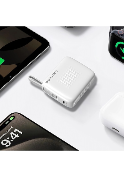 Lenyes Px169d Pd 22.5w Led Göstergeli Type-c Kablolu Mini Taşınabilir Powerbank 10000mah Beyaz