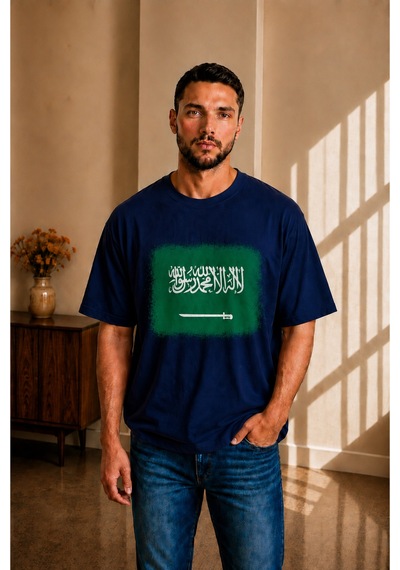 Sngl Tekstil Erkek Oversize Suudi Arabistan Bayrak Baskılı Kısa Kollu Tişört S M L Xl 2xl Lacivert Sngl Tekstil Erkek Oversize Suudi Arabistan Bayrak Baskılı Kısa Kollu Tişört S M L Xl 2xl Lacivert