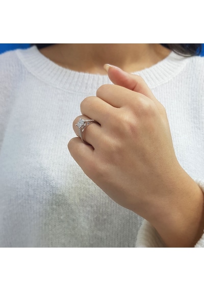 Lova 1 Karat Tektaş Görünümlü Pırlanta Yüzük - 1040547
