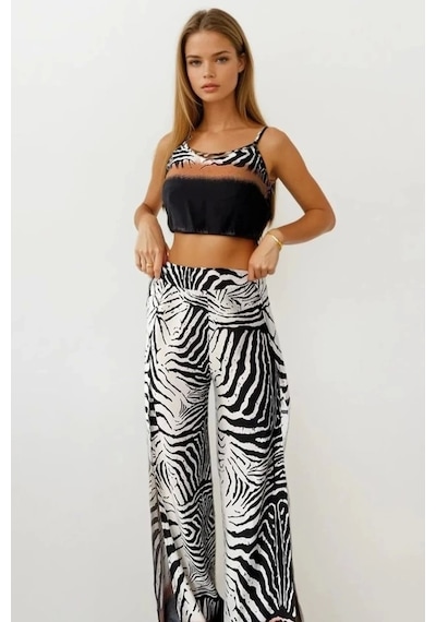 Defymoda Kadın Dokuma Viskon Yırtmaç Detaylı Takım Zebra