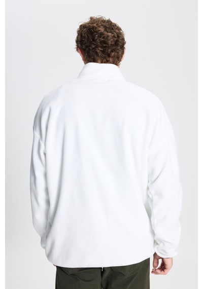 AC&Co / Altınyıldız Classics Erkek Beyaz Oversize Bol Kesim Bato Yaka Cep Detaylı Fermuarlı Soğuk Geçirmez Polar Sweatshirt Beyaz