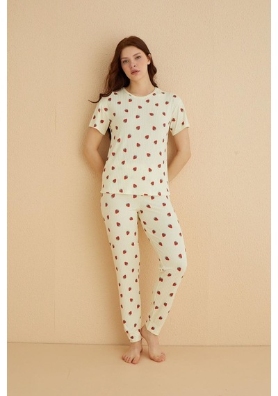 Farya Home Dreamy İpeksi Kaşkorse Çilek Desenli Kısa Kollu Pijama Takımı Sarı