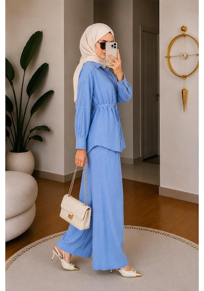 Hira Life Fashion Kadın Kolu Taş Detaylı Bel Bağlamalı Salaş Keten Gömlek Pantolon İki 'li Şık Takım Mavi Mavi Hira Life Fashion Kadın Kolu Taş Detaylı Bel Bağlamalı Salaş Keten Gömlek Pantolon İki 'li Şık Takım Mavi Mavi