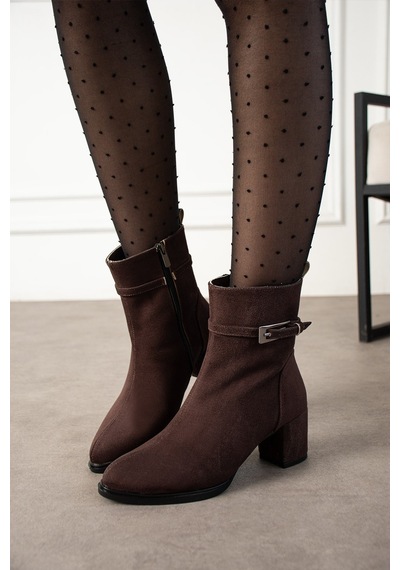 Dabab Shoes Lunara Kadın Kahve Süet Tokalı Topuklu Kısa Konç Bot Bootie Kahverengi