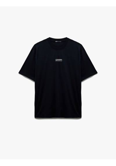 Koton Pamuklu Kısa Kollu Bisiklet Yaka Oversize Arkası Baskılı Tişört Lacivert 5sam10444hk Lacivert Koton Pamuklu Kısa Kollu Bisiklet Yaka Oversize Arkası Baskılı Tişört Lacivert 5sam10444hk Lacivert