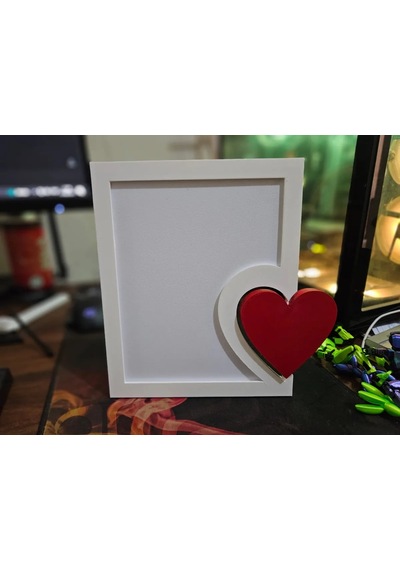 Buradabulabilirsin 3d Baskı Kalp Detaylı Fotoğraf Çerçevesi Masaüstü Romantik Çift Fotoğraf Çerçevesi Beyaz Kırmızı Bbz