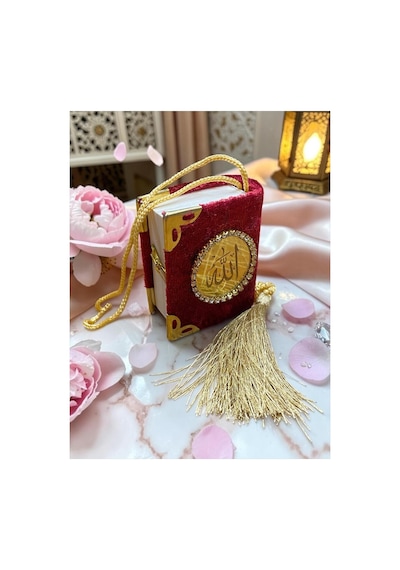 Kadife Kaplı Mini Kuran-ı Kerim Arabaya Ve Eve Asmalık Şık Dekoratif Mini Kuran