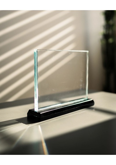 Yaşayan Cam 20x15 Cm - Yatay Kristal Cam Premium Kaideli Masaüstü Dekor