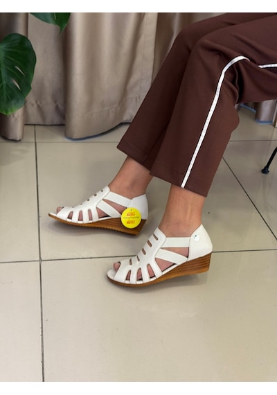Mammamia Hakiki Deri Dolgu Topuk Kadın Sandalet Bej