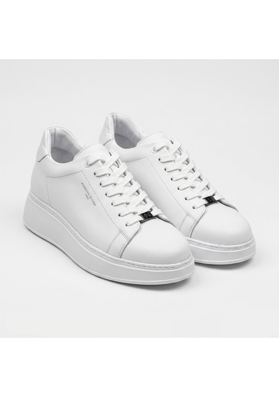 Komcero Bağcıklı Kalın Taban Sade Model Erkek Hakiki Deri Günlük Sneaker Ayakkabı K1372-2225 Beyaz Komcero Bağcıklı Kalın Taban Sade Model Erkek Hakiki Deri Günlük Sneaker Ayakkabı K1372-2225 Beyaz