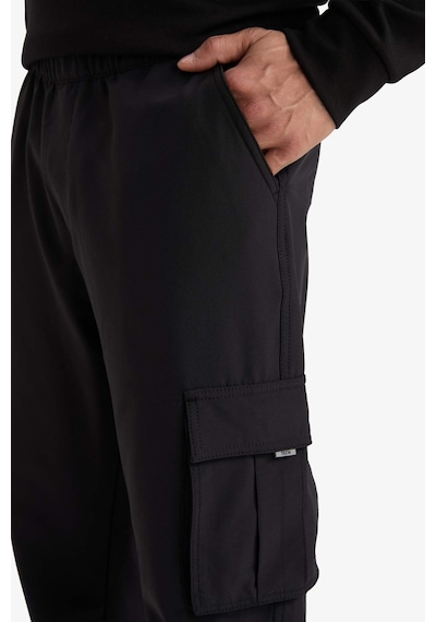 Defacto Defactofit Standart Fit Kargo Cepli Standart Paça Dokuma Sporcu Jogger F2308ax25wnbk81 Siyah