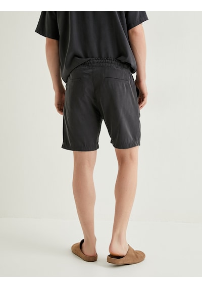 Koton Bermuda Şort Chino Beli Bağcıklı Cep Detaylı Rayon Kumaş Lacivert 4sam40068hw Lacivert Koton Bermuda Şort Chino Beli Bağcıklı Cep Detaylı Rayon Kumaş Lacivert 4sam40068hw Lacivert