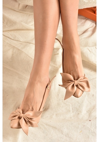 Fox Shoes Ten Kurdele Detaylı Kadın Topuklu Ayakkabı K922164809