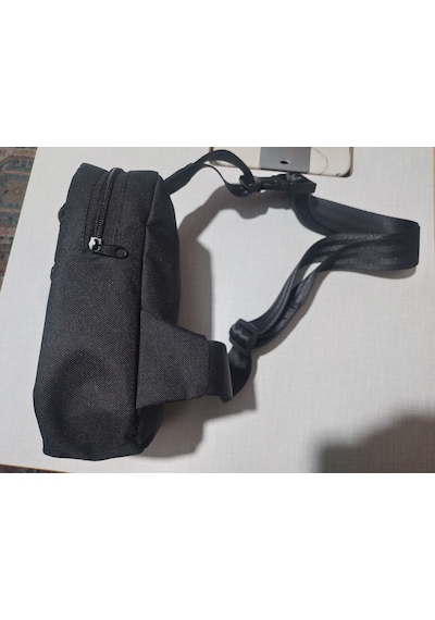 Emre Çanta Dikim Evi Dikey Model 4 Bölmeli Çapraz Göğüs Çantası Geniş Hacimli Body Bag Logosuz Sade Tasarım Siyah