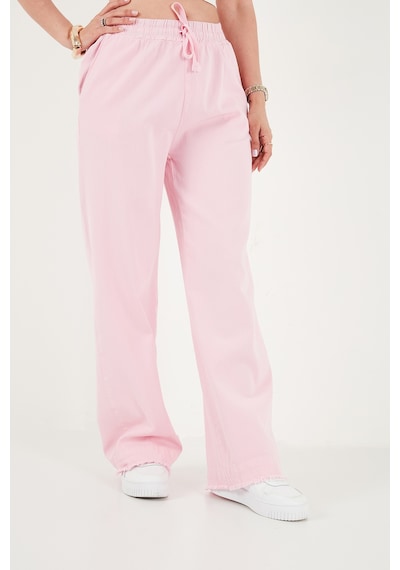 Lela Pamuklu Belden Bağlamalı Yüksek Bel Geniş Paça Cepli Regular Fit Pantolon Bayan Pantolon 668yp4760 Pembe Lela Pamuklu Belden Bağlamalı Yüksek Bel Geniş Paça Cepli Regular Fit Pantolon Bayan Pantolon 668yp4760 Pembe