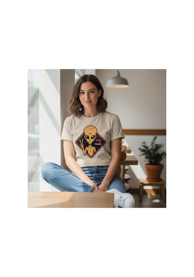 Urbantrendstore Unisex Uzaylı Barış Baskılı Oversize Fit Rahat Geniş Salaş T-shirt Günlük Tişört Bej