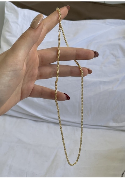 Gold Ince Burgu Kolye Altın