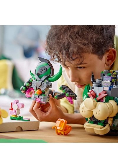 LEGO® Super Mario™ Prince Florian ve Castle Bowser 72042 - 9 Yaş ve Üzeri Çocuklar için Yaratıcı Oyuncak Yapım Seti (1251 Parça)