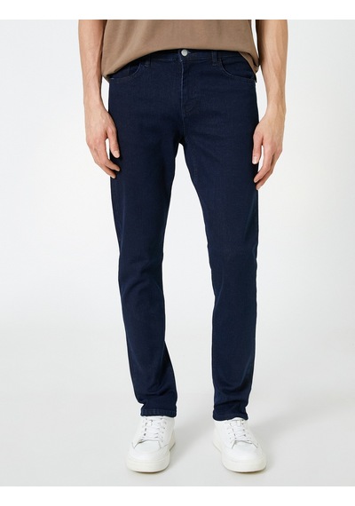 Koton Slim Fit Kot Pantolon Cepli Düğmeli Koyu İndigo 3spm40002nd 3SPM40002ND741 İndigo Koton Slim Fit Kot Pantolon Cepli Düğmeli Koyu İndigo 3spm40002nd 3SPM40002ND741 İndigo