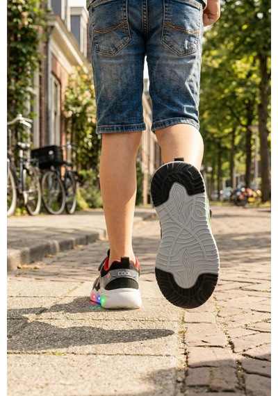 In Step Unisex Çocuk Işıklı Spor Ayakkabı - Siyah Beyaz Dinazor Desenli Cırt Cırtlı