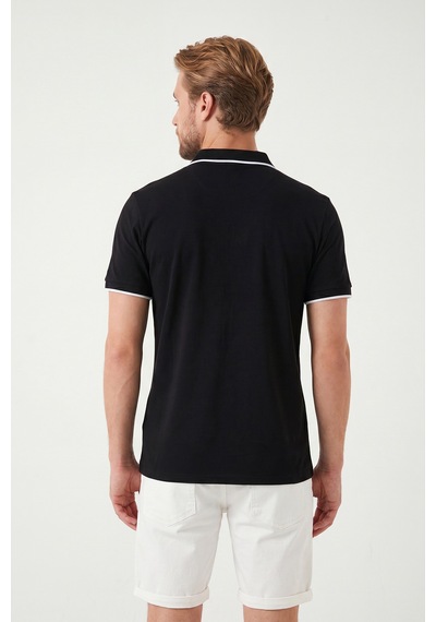 Buratti Pamuklu Bisiklet Yaka Kontrast Şeritli T Shirt Erkek T Shirt 5904034 Siyah