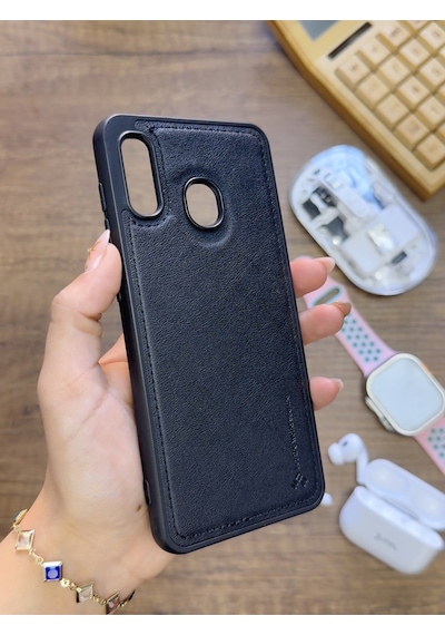 Samsung Galaxy A20 / A30 Uyumlu Premium Deri Dokulu Darbelere Karşı Dayanıklı Nazal Silikon Kılıf Siyah