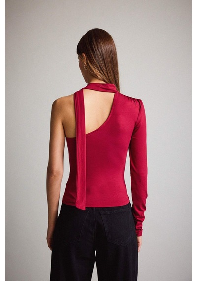 Defacto Tek Omuzlu Bağlama Detaylı Bluz G3334ax25wnbr229 Bordo