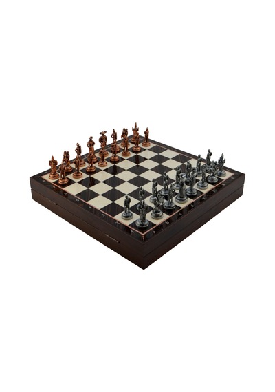 Gifthome Orta Boy Metal İspanyol Satranç Takımı Antik Ve Ceviz Desenli Sandıklı Mdf Tahtası 36x36x6 Cm.