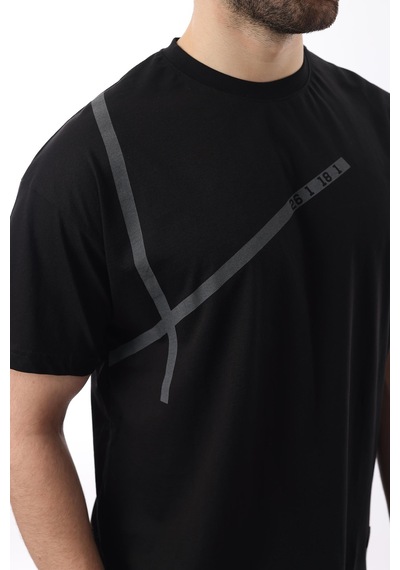 Madmext Siyah Bisiklet Yaka Şerit Detaylı Pamuklu Erkek T-shirt E7033 Siyah