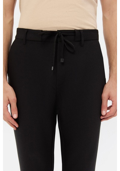 Twn Slim Fit Siyah Armürlü Jogger Pantolon 4ec03kv703503 001