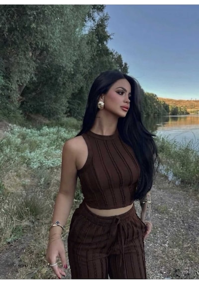 Evoa Kadın Kahverengi Halter Yaka Crop & Bol Paça Pantolon Fırfır Detaylı Gagari Takım Kahverengi Kahverengi Evoa Kadın Kahverengi Halter Yaka Crop & Bol Paça Pantolon Fırfır Detaylı Gagari Takım Kahverengi Kahverengi