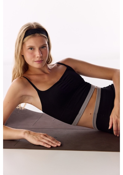 Penti Siyah Çizgili Dikişsiz Seamless Spor Sütyeni