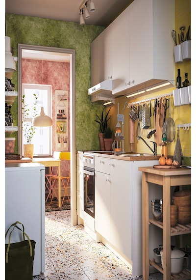 Ikea Beyaz Kullanışlı Mutfak Dolabı 220x61x220 Cm
