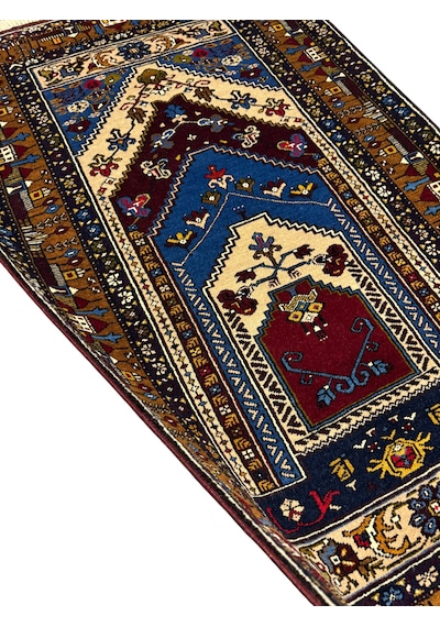 El Dokuma Sıfır Yahyalı Halısı 110x187 Kemerli Model Kök Boya %100 Yün Halı Lacivert