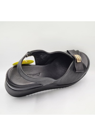 Mammamia D26ys-5295 Siyah Hakiki Deri Dolgu Topuklu 7cm Lastikli Kadın Sandalet Siyah