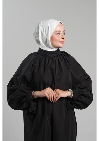 Hürrem Bone Krem Pratik Hazır Geçmeli Tesettür Eşarp Sandy Arkadan Çıtçıtlı Piliseli Hijab 2406 40 Krem