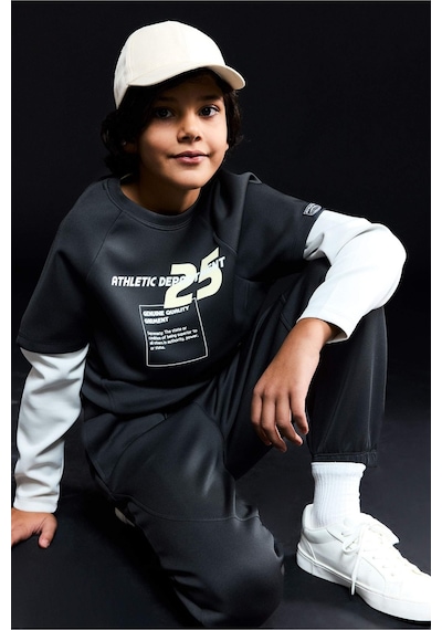 Defacto Erkek Çocuk Oversize Geniş Kalıp Bisiklet Yaka Baskılı Skuba Dalgıç Kumaş Sweatshirt G6140a826spbk81 Siyah-bk81